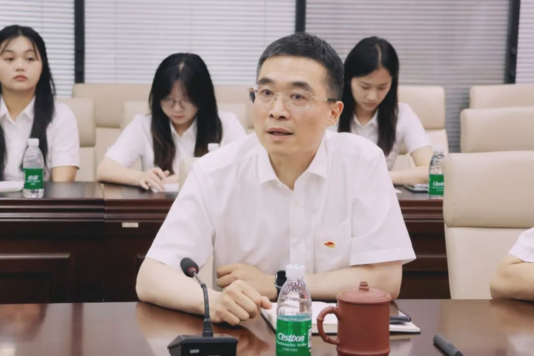 上海浦东电线电缆集团举行庆祝中国共产党成立104周年主题活动暨深入贯彻中央八项规定精神学习教育会